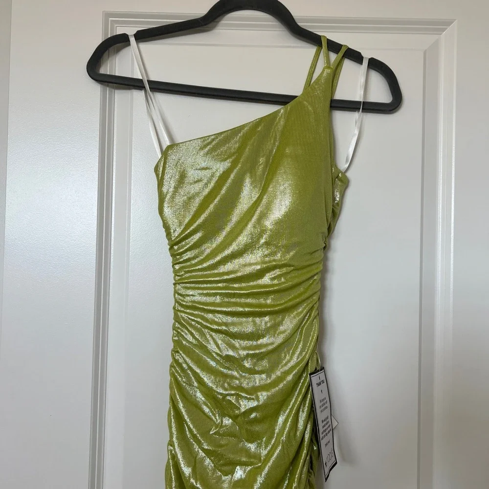 B. Darlin One Shoulder Ruched Metallic Gown Lime Green Formal‎ Evening Dress
